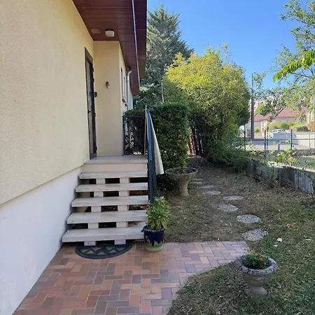 Holiday home Charmante Maison Vintage Familiale Avec Jardin