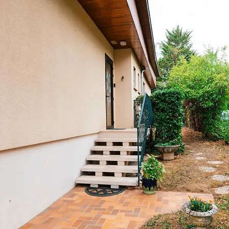 Holiday home Charmante Maison Vintage Familiale Avec Jardin